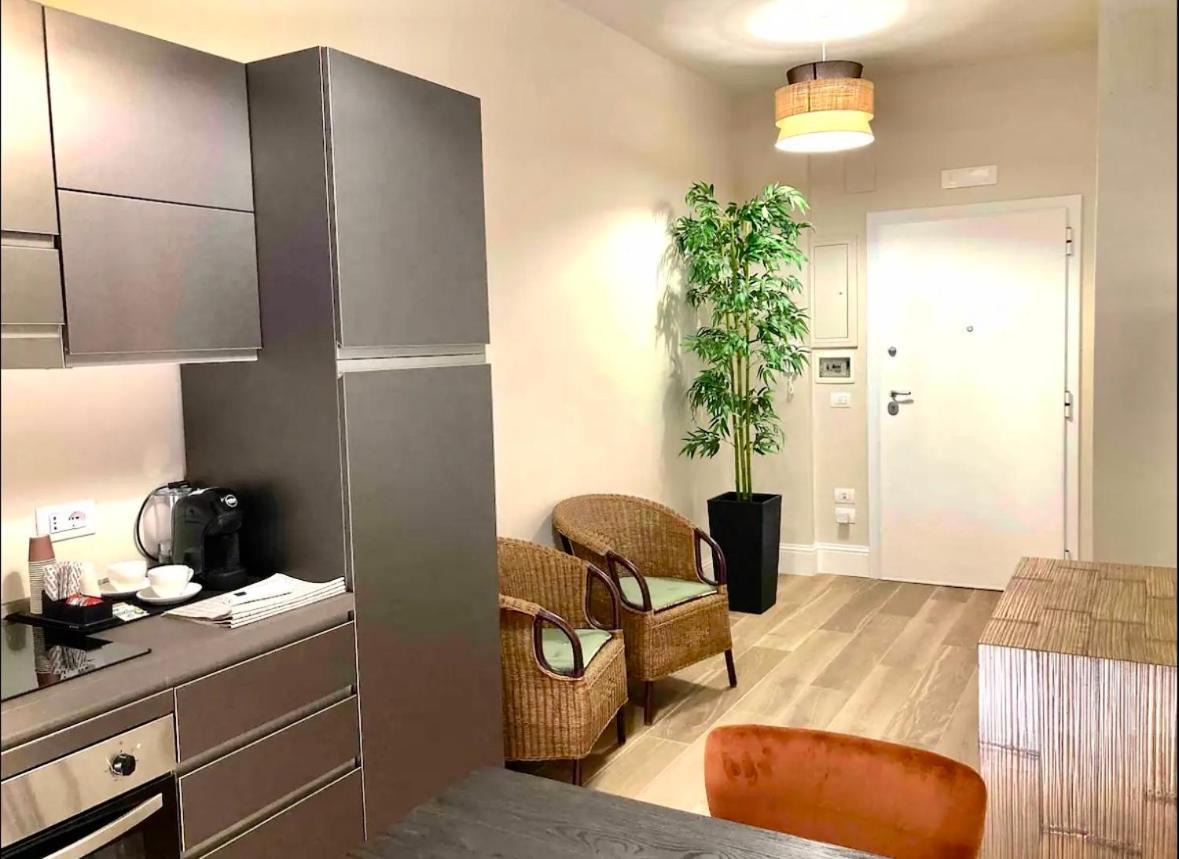 Les Suites Di Adi Apt Бари Экстерьер фото